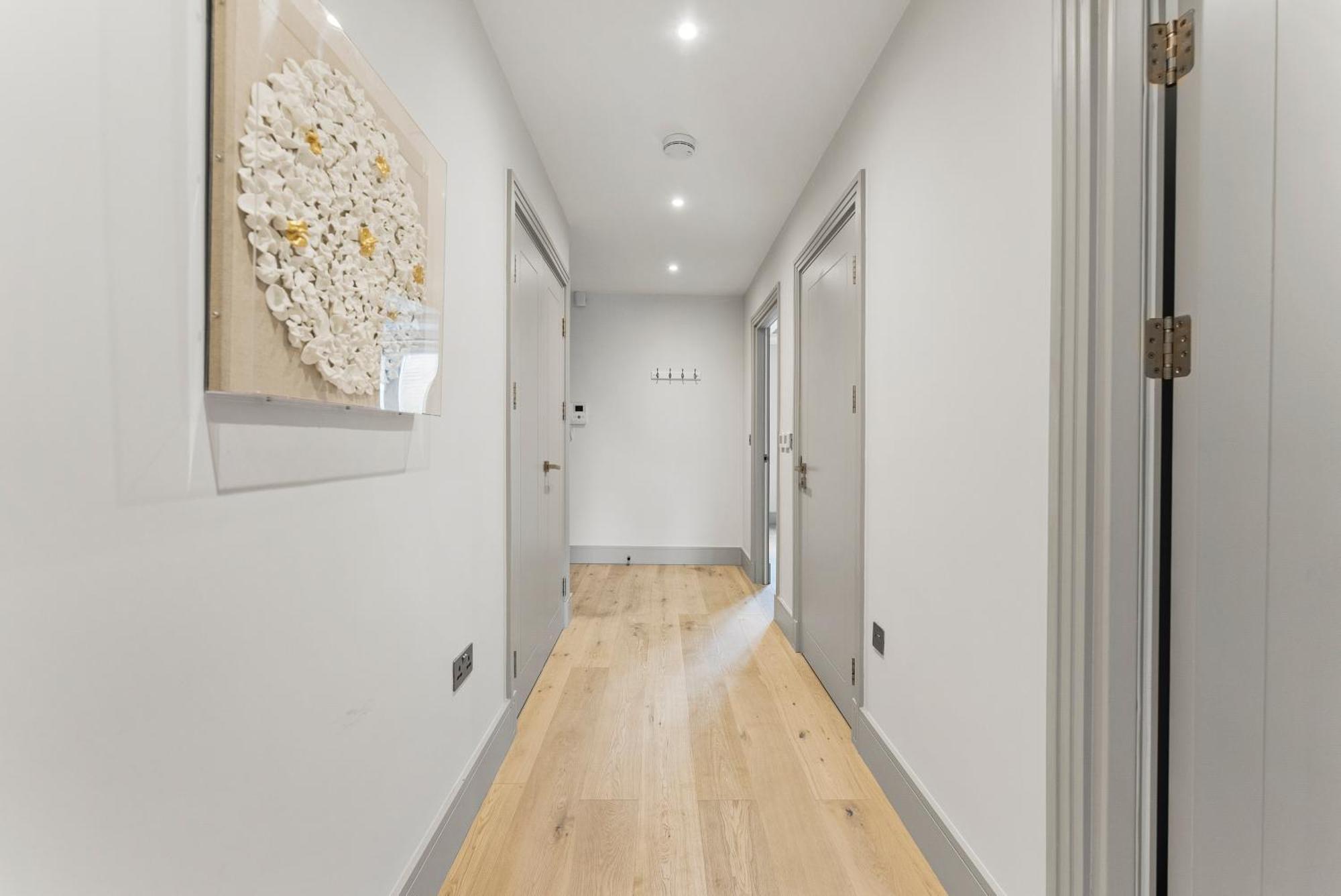 Stunning 2 Bed Flat In - Sleeps 8 -balcony Appartamento *